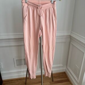Garage Junior Pink Peach Jogger Pants size Small